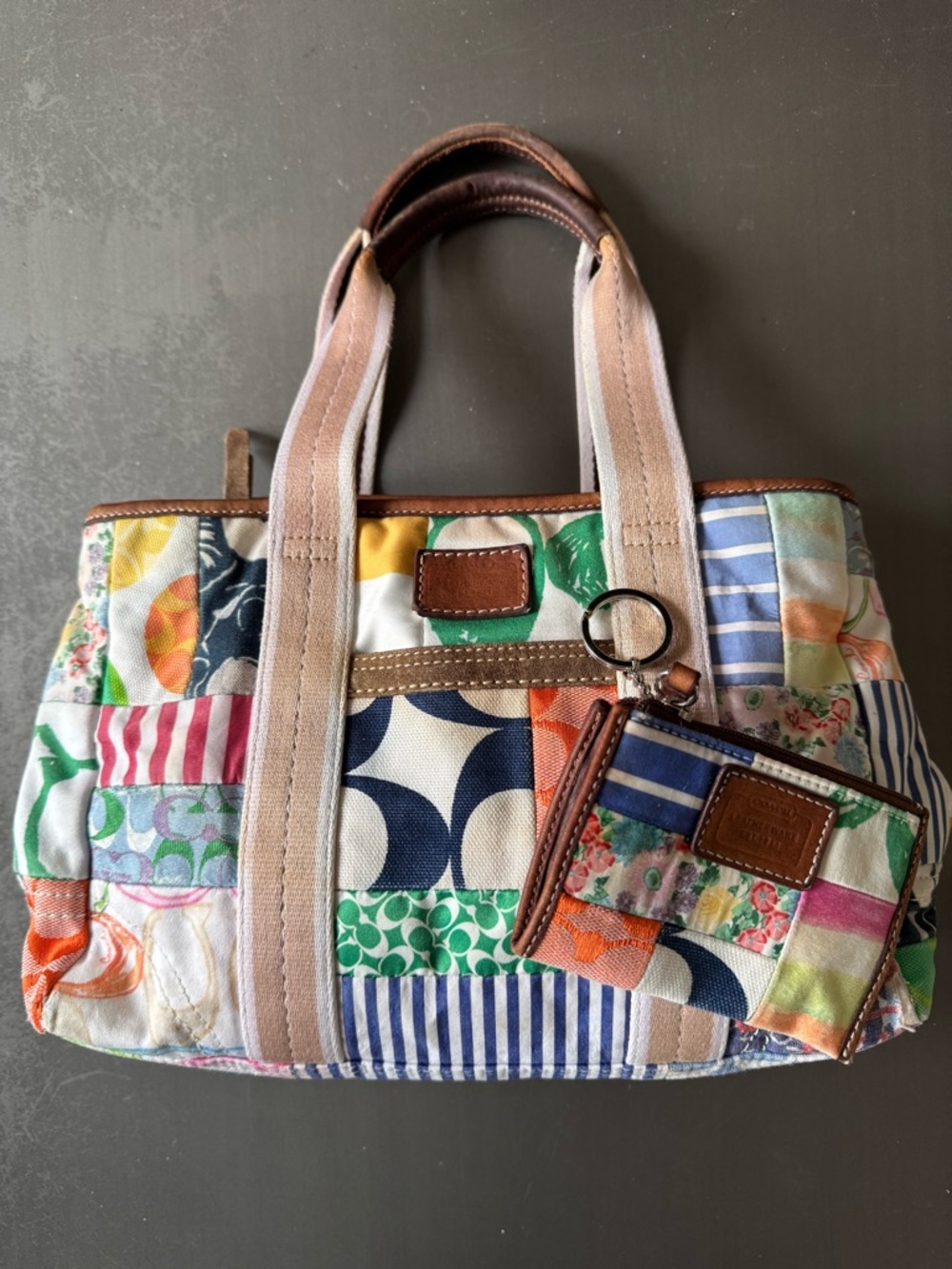 Vintage Y2K Coach Hamptons Weekend Patchwork Tote Bag and Zipper Wallet - Picture 2 of 9